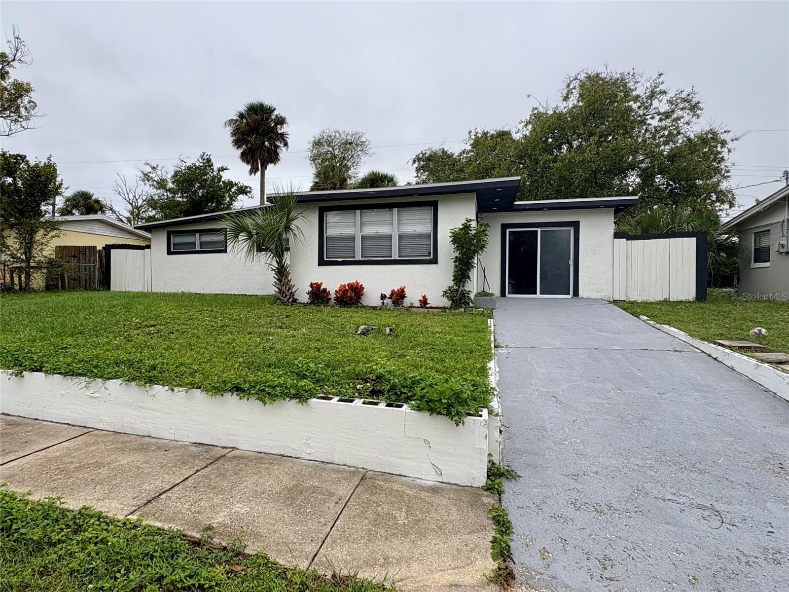 1122 LEWIS DR, DAYTONA BEACH, FL, 32117