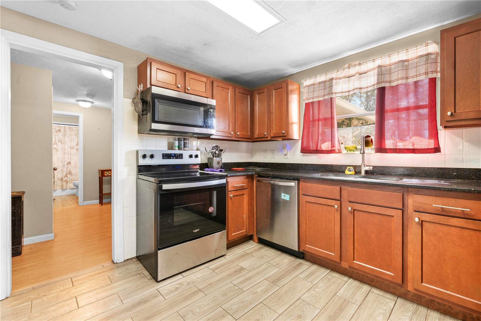 8145 FOX HOLLOW DR, PORT RICHEY, FL, 34668