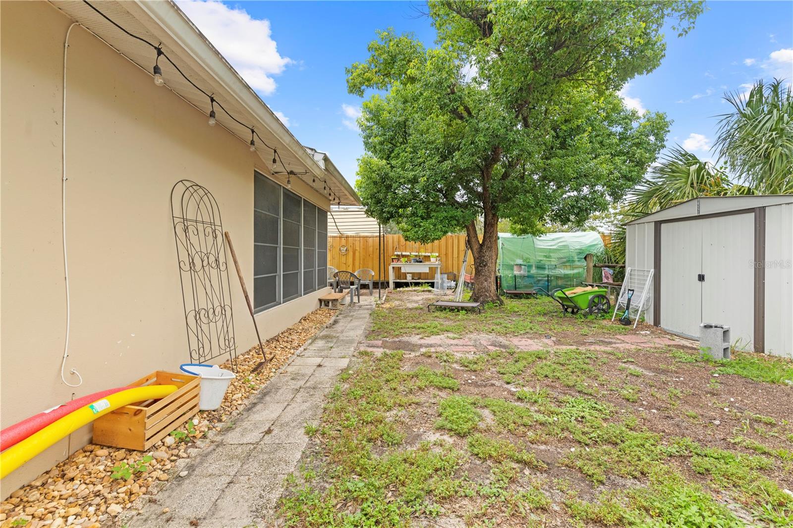 8145 FOX HOLLOW DR, PORT RICHEY, FL, 34668