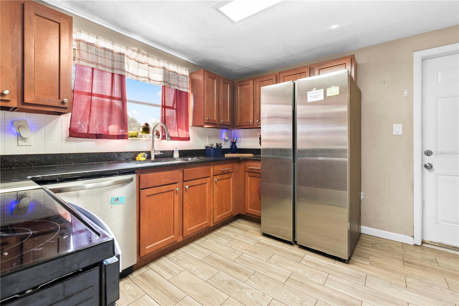 8145 FOX HOLLOW DR, PORT RICHEY, FL, 34668