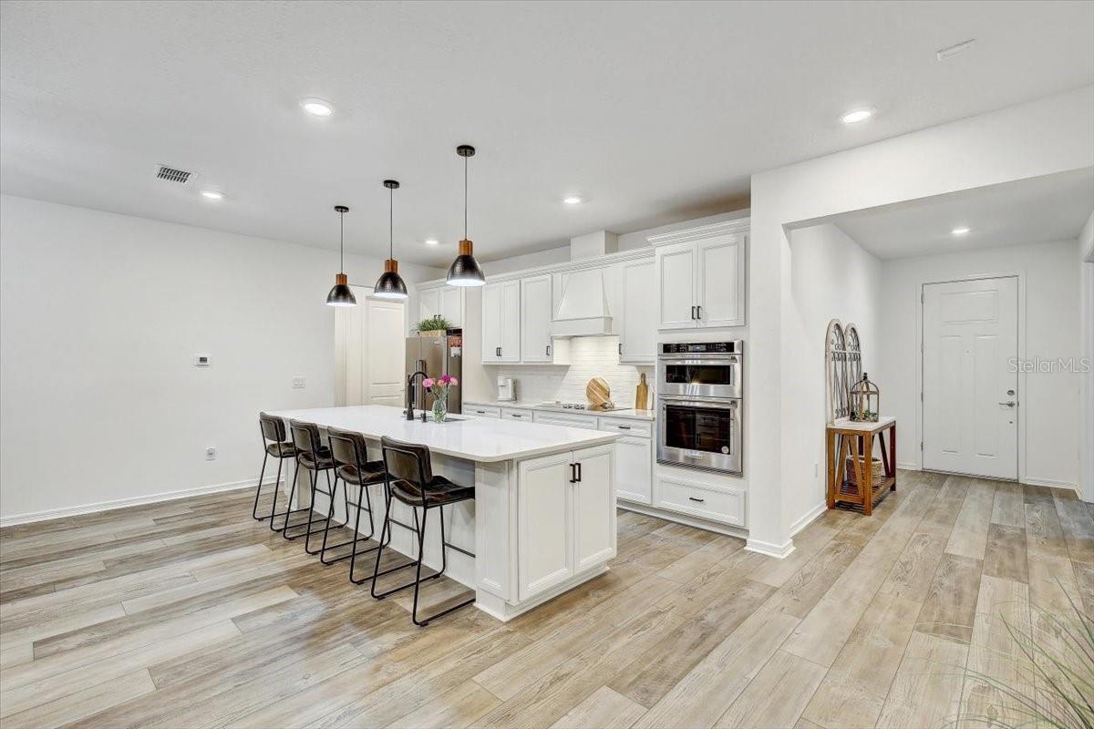 2824 QUAIL CREST CT, VALRICO, FL, 33594