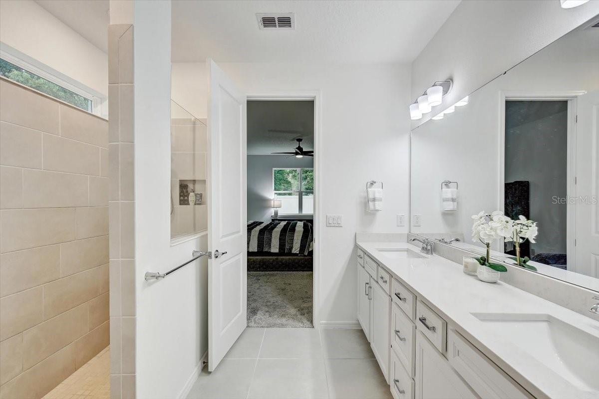 2824 QUAIL CREST CT, VALRICO, FL, 33594