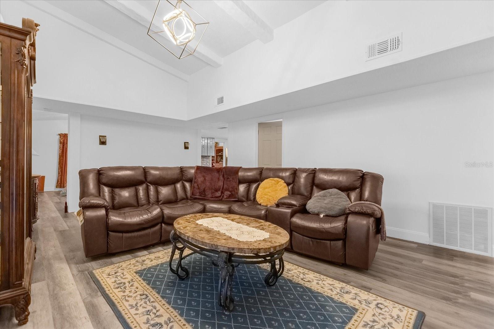 1521 OXFORD RD, MAITLAND, FL, 32751