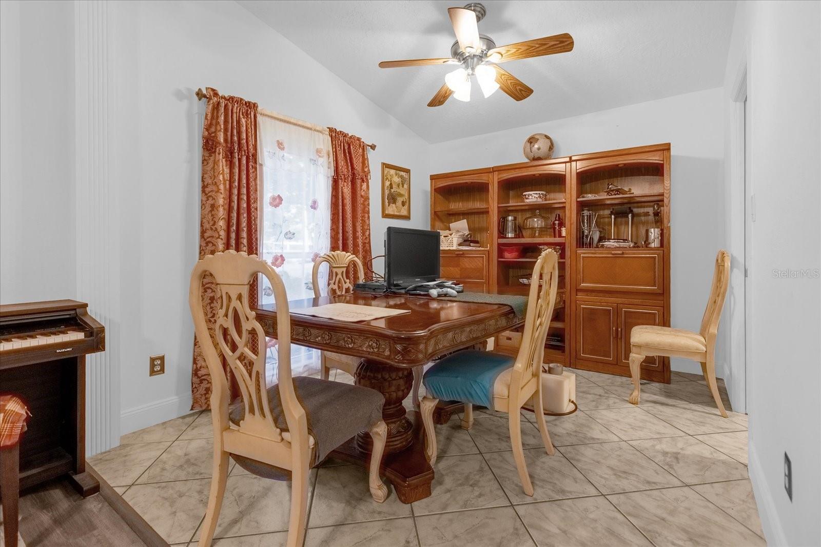1521 OXFORD RD, MAITLAND, FL, 32751
