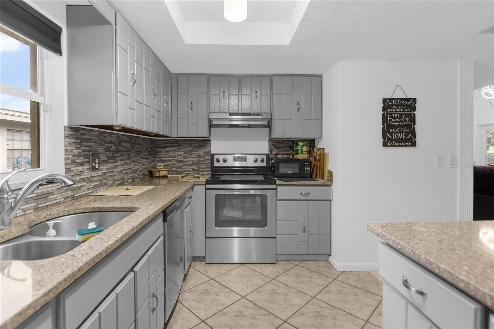 1521 OXFORD RD, MAITLAND, FL, 32751