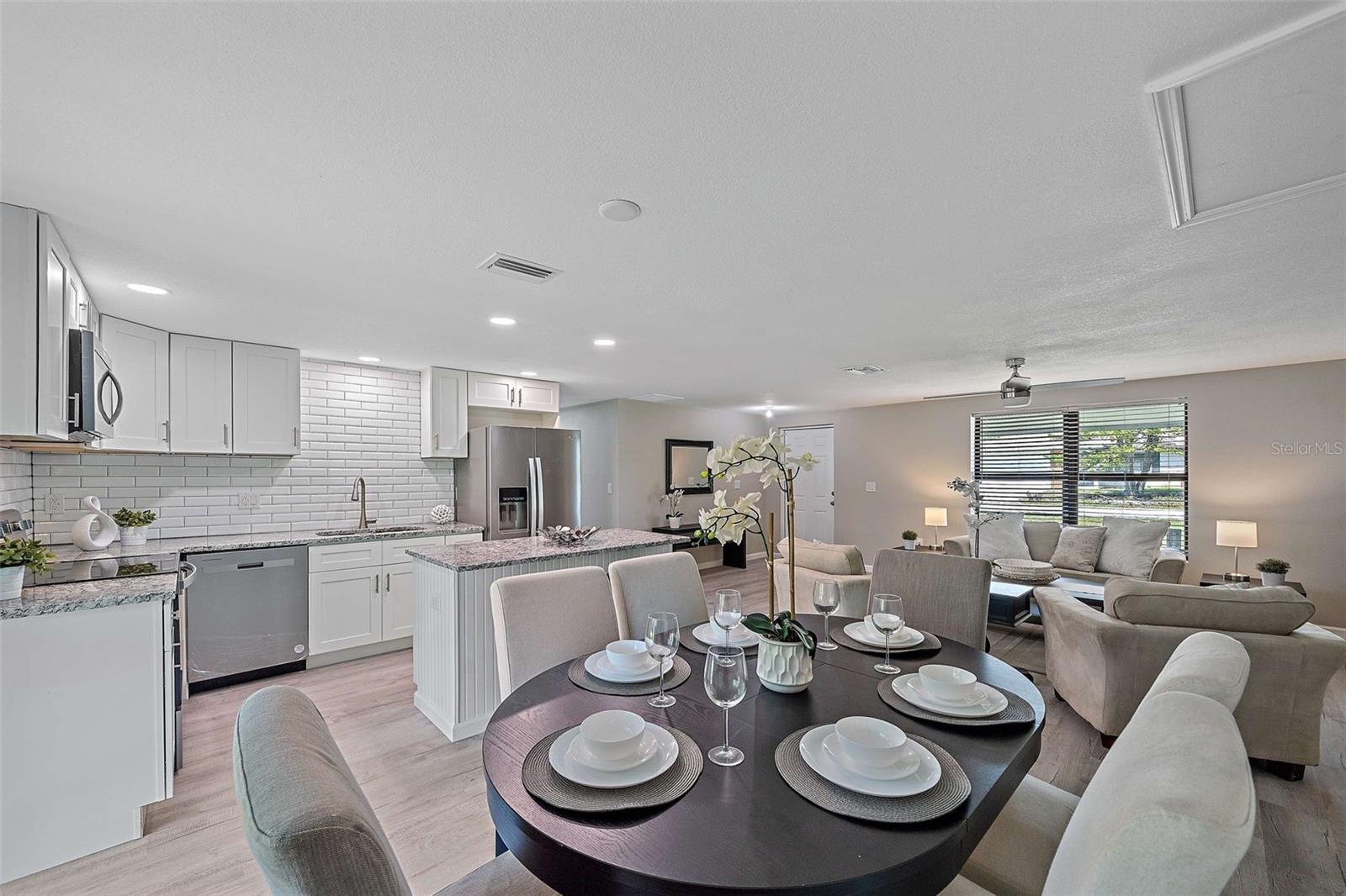 105 CLEMSON RD, VENICE, FL, 34293