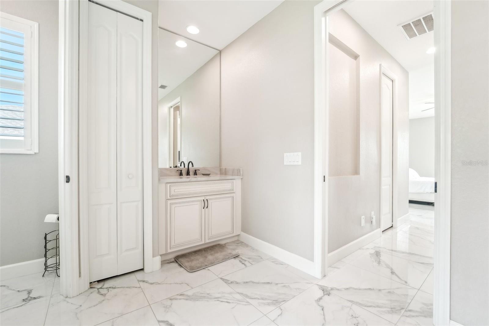 332 MCCABE ST, PORT CHARLOTTE, FL, 33953