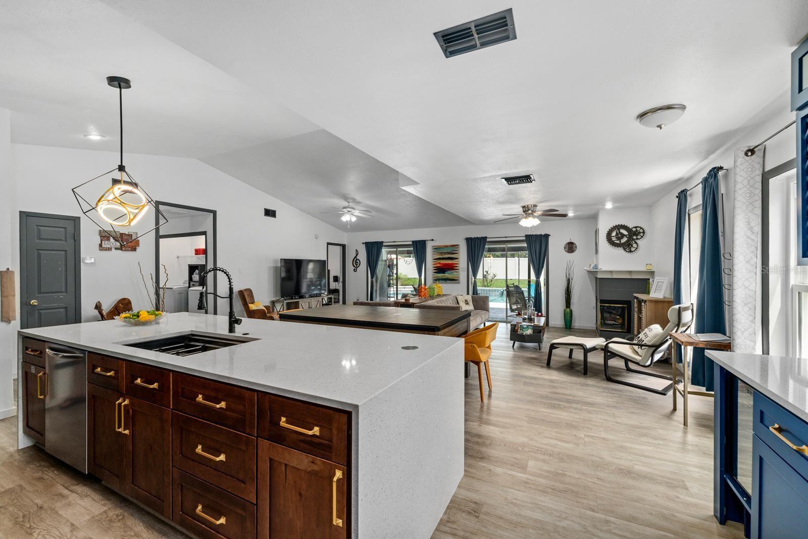 1608 GUNSMITH DR, LUTZ, FL, 33559