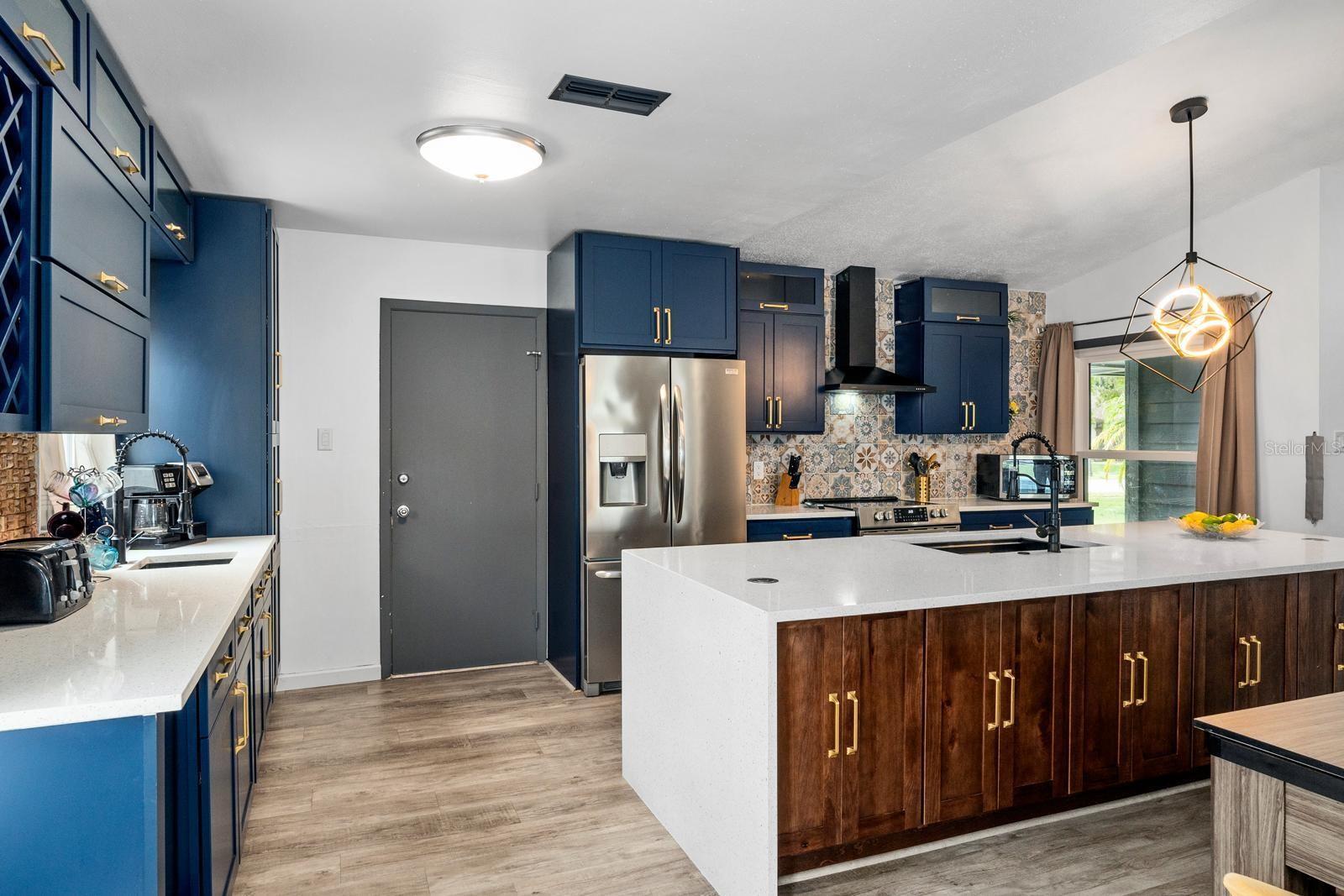 1608 GUNSMITH DR, LUTZ, FL, 33559