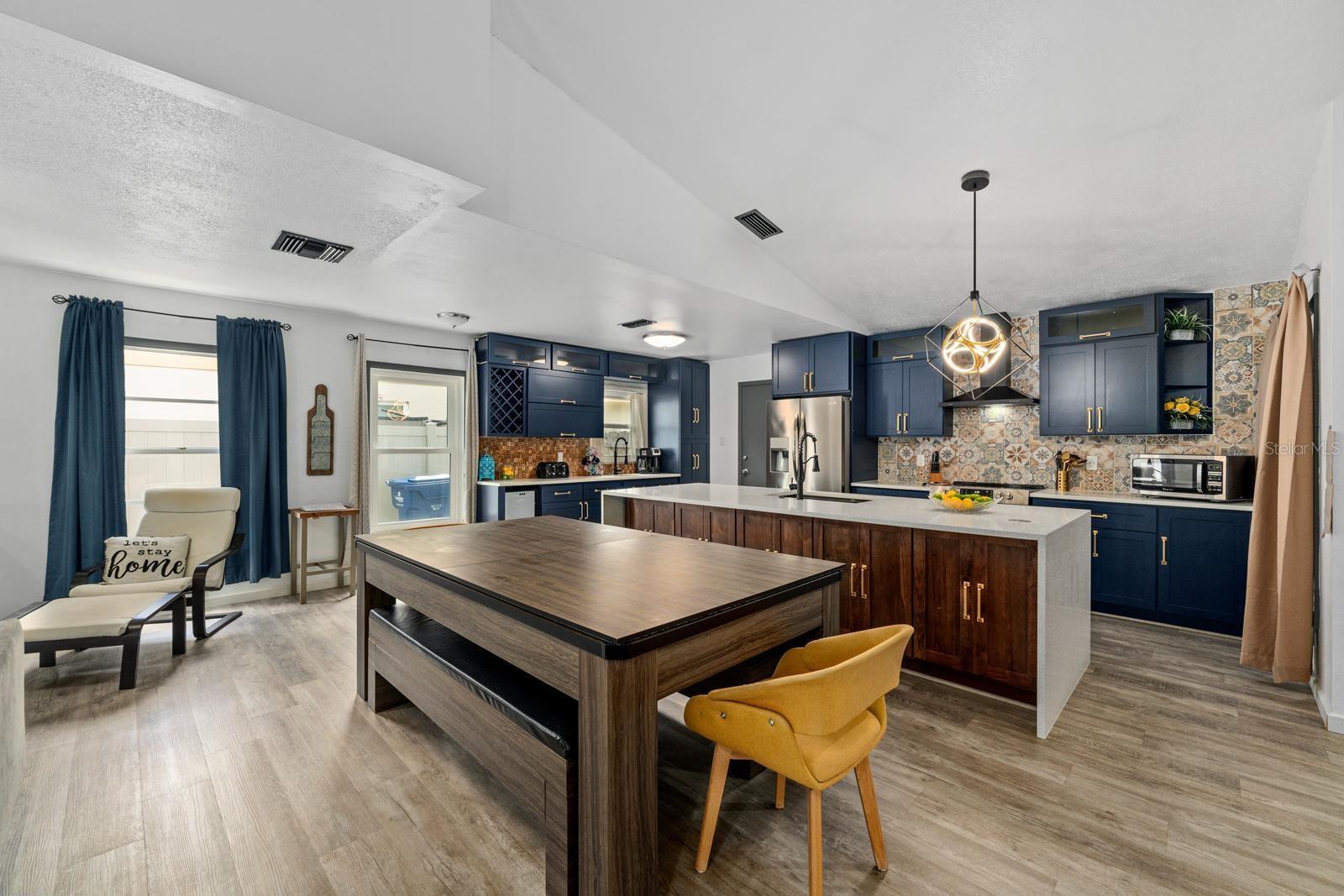 1608 GUNSMITH DR, LUTZ, FL, 33559