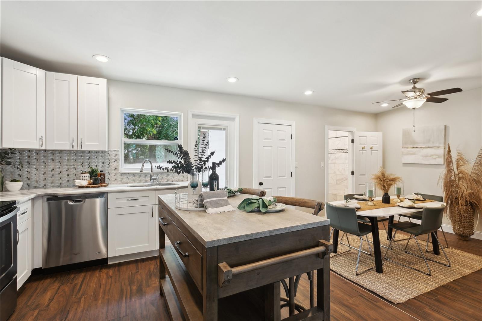 1058 60TH AVE N, ST PETERSBURG, FL, 33703