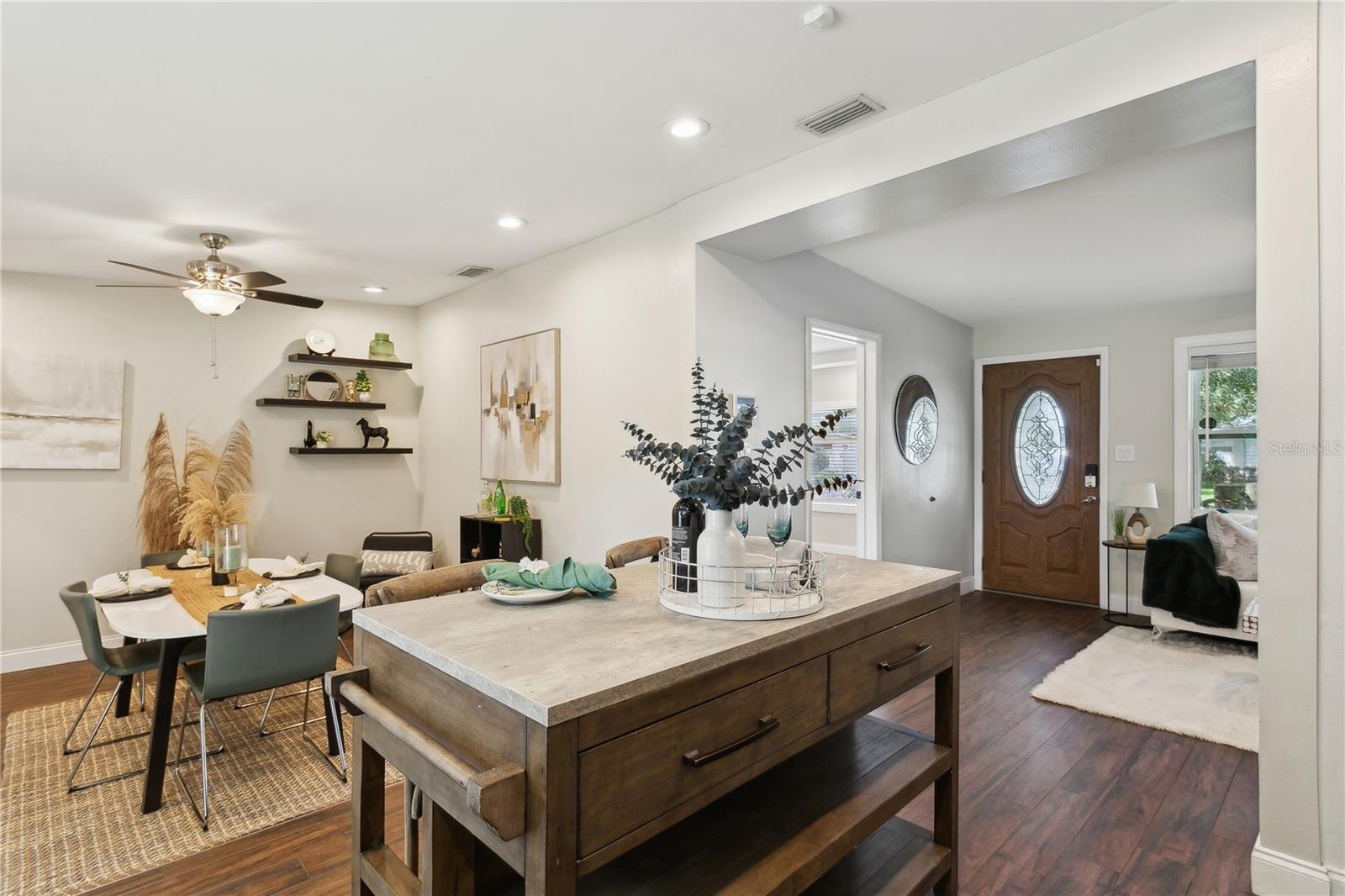 1058 60TH AVE N, ST PETERSBURG, FL, 33703