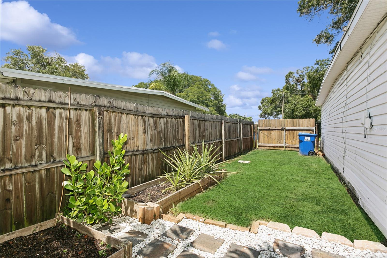 1058 60TH AVE N, ST PETERSBURG, FL, 33703