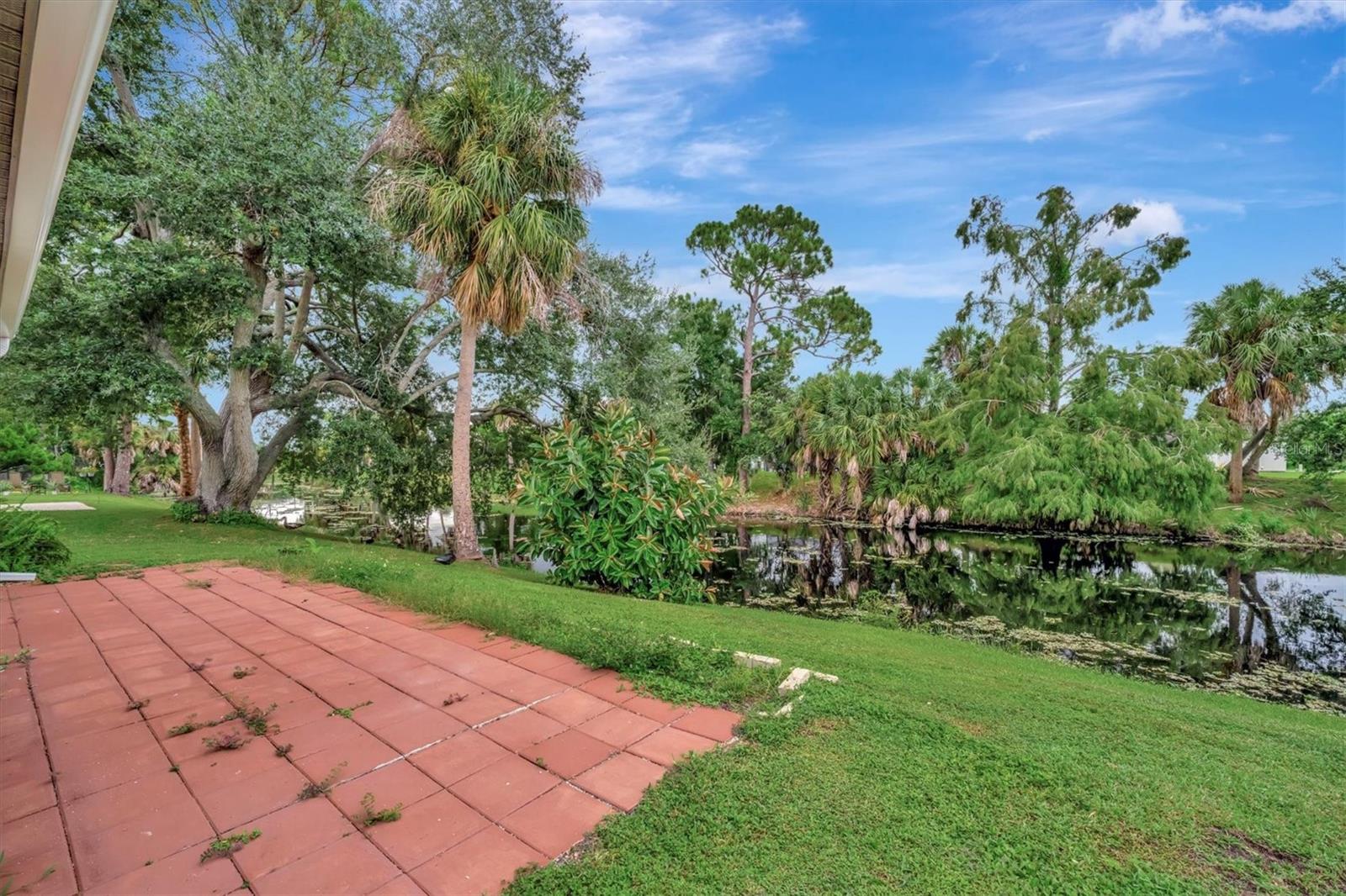 1112 E CORKTREE CIR, PORT CHARLOTTE, FL, 33952