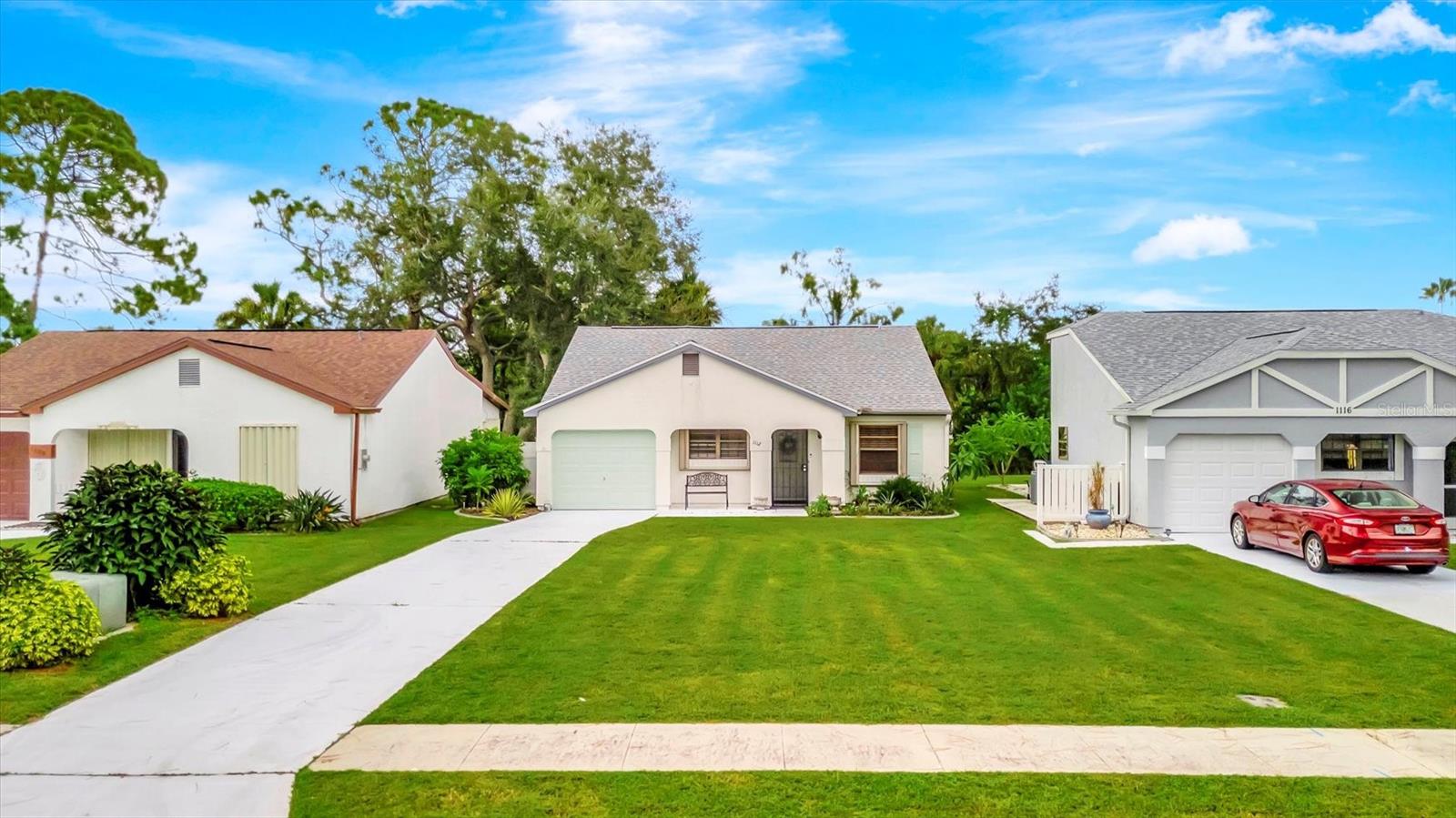 1112 E CORKTREE CIR, PORT CHARLOTTE, FL, 33952