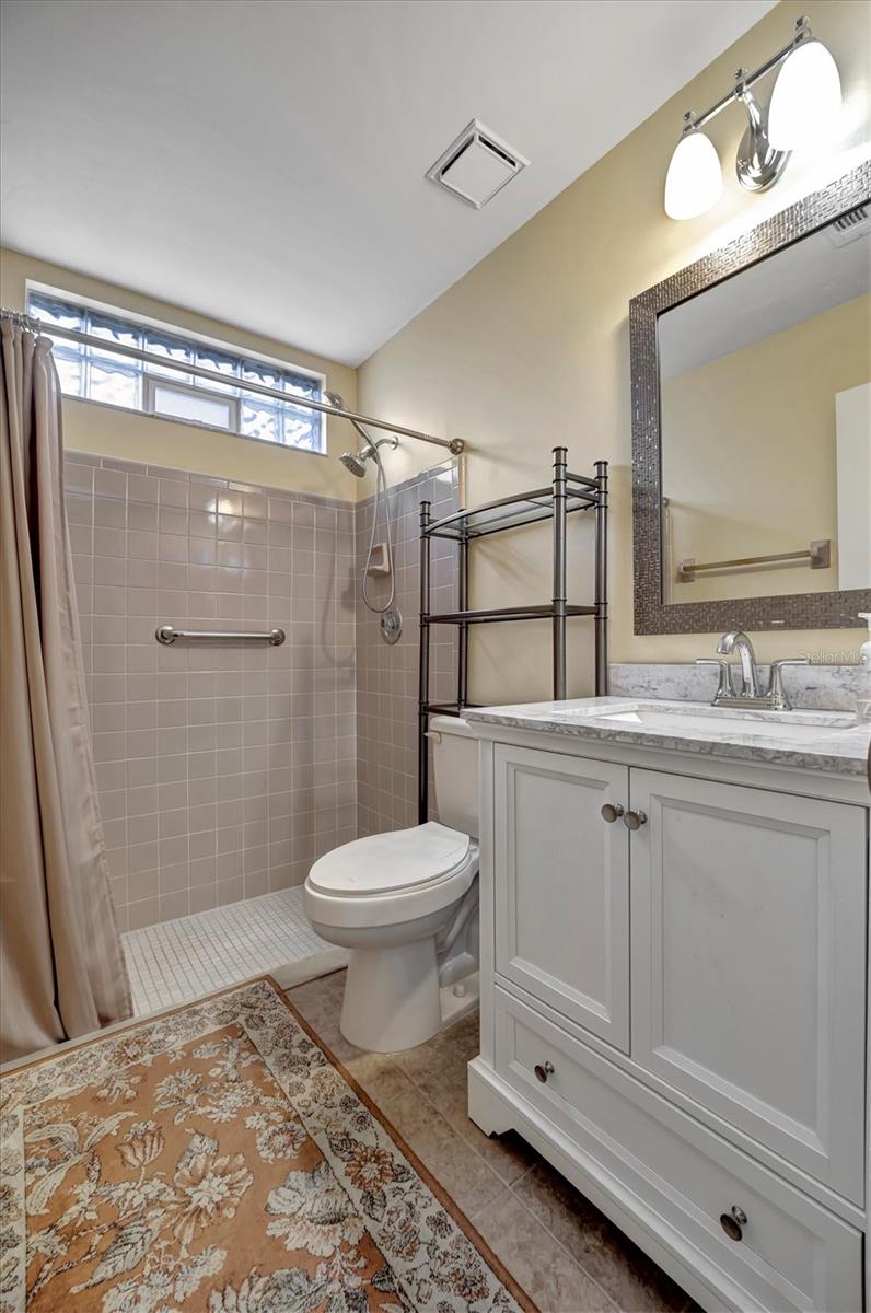 1112 E CORKTREE CIR, PORT CHARLOTTE, FL, 33952