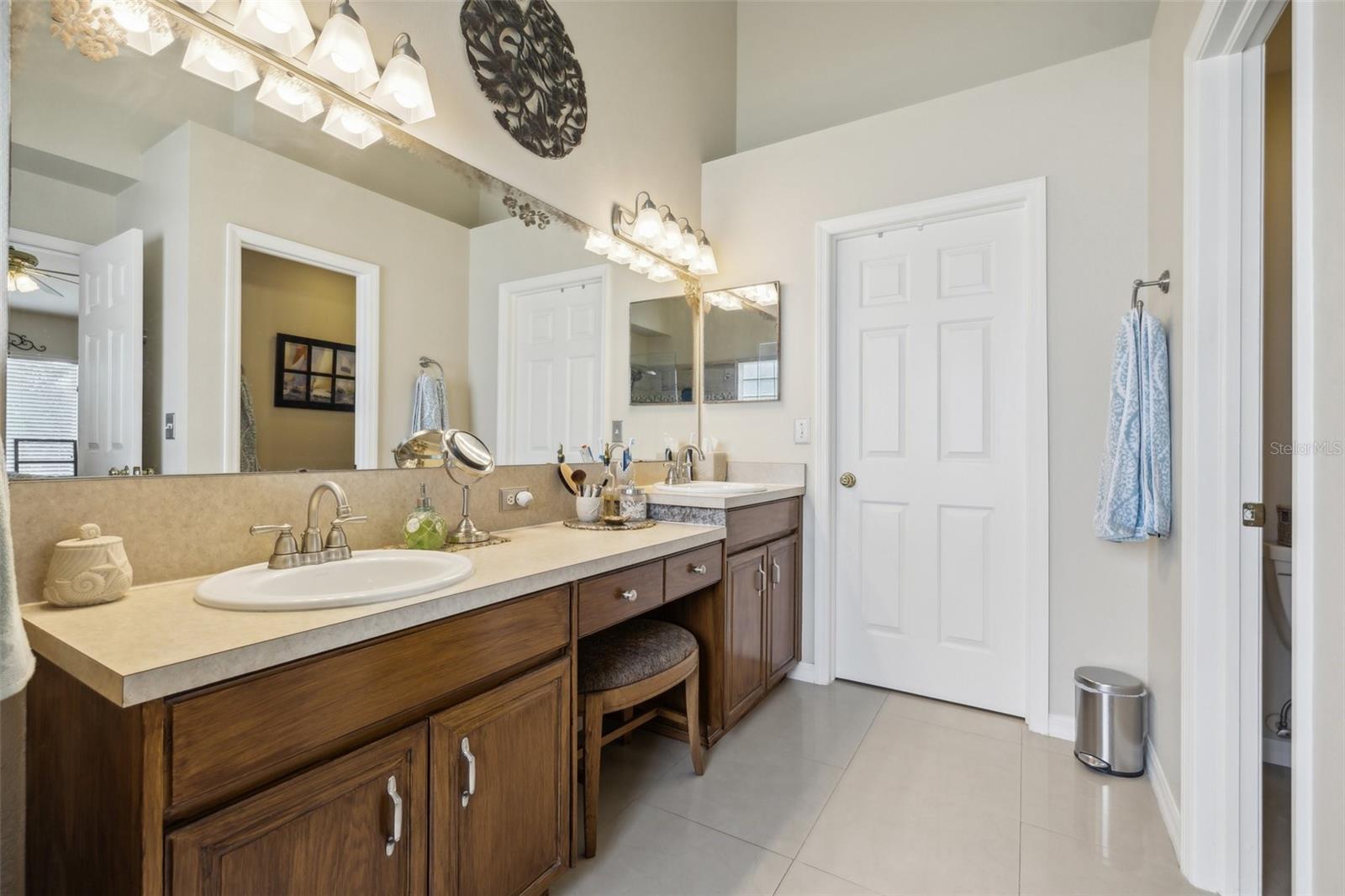 2835 LAUREL LEAF DR, VALRICO, FL, 33594