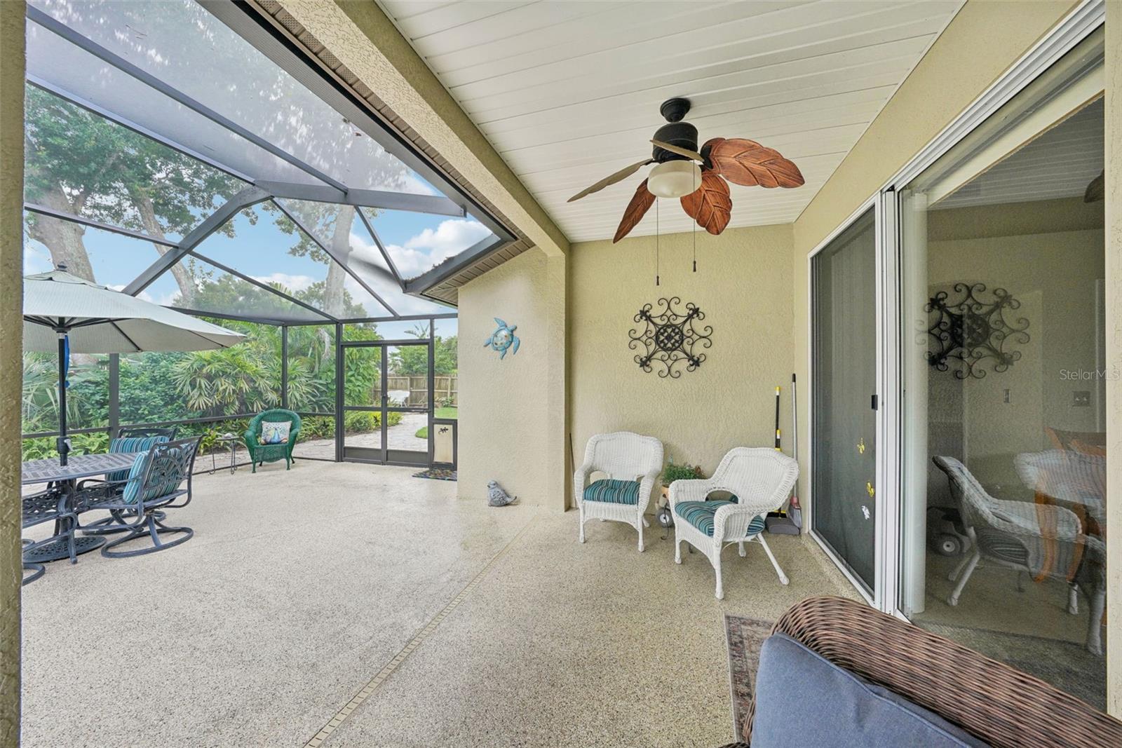 2835 LAUREL LEAF DR, VALRICO, FL, 33594