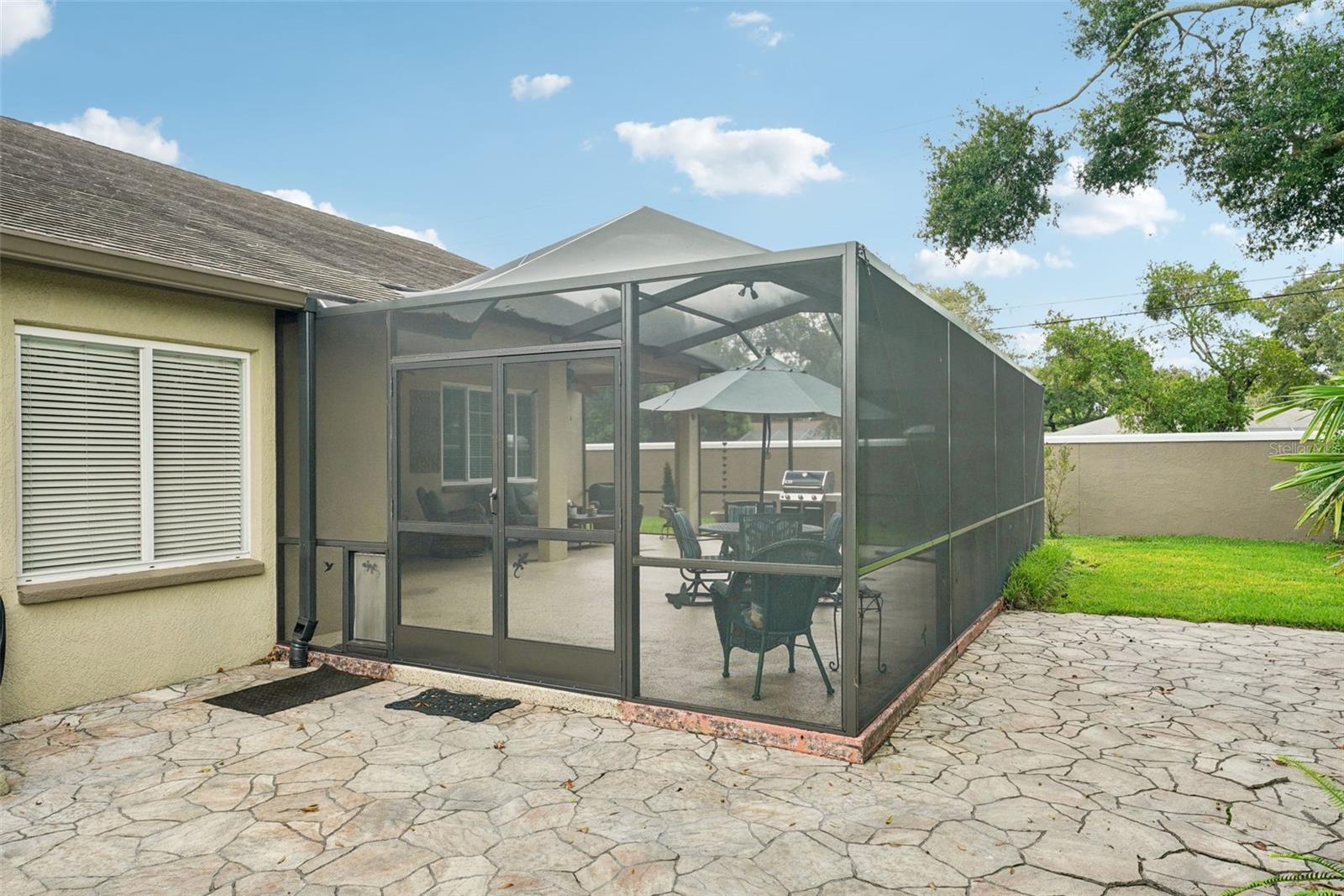 2835 LAUREL LEAF DR, VALRICO, FL, 33594