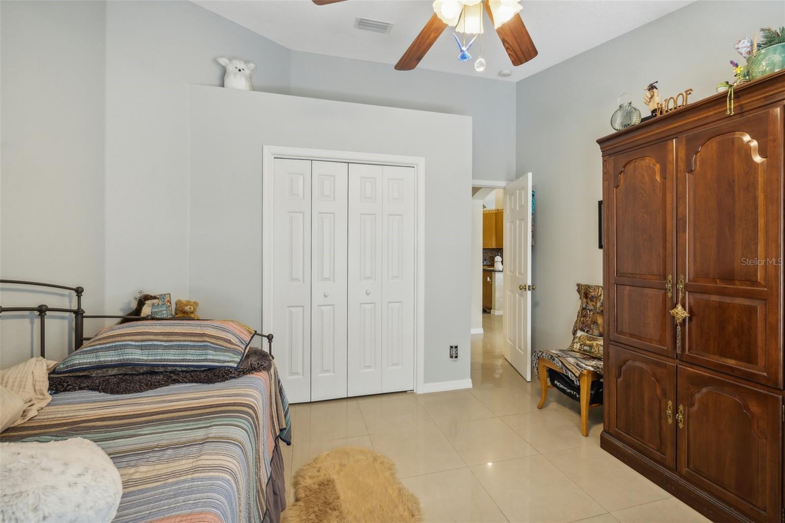 2835 LAUREL LEAF DR, VALRICO, FL, 33594