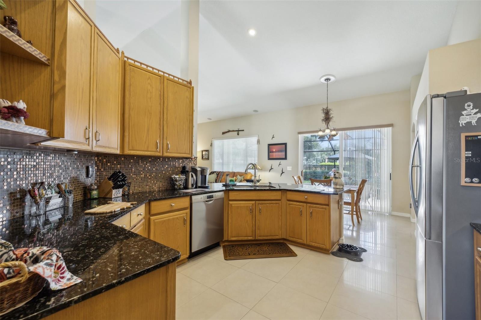 2835 LAUREL LEAF DR, VALRICO, FL, 33594