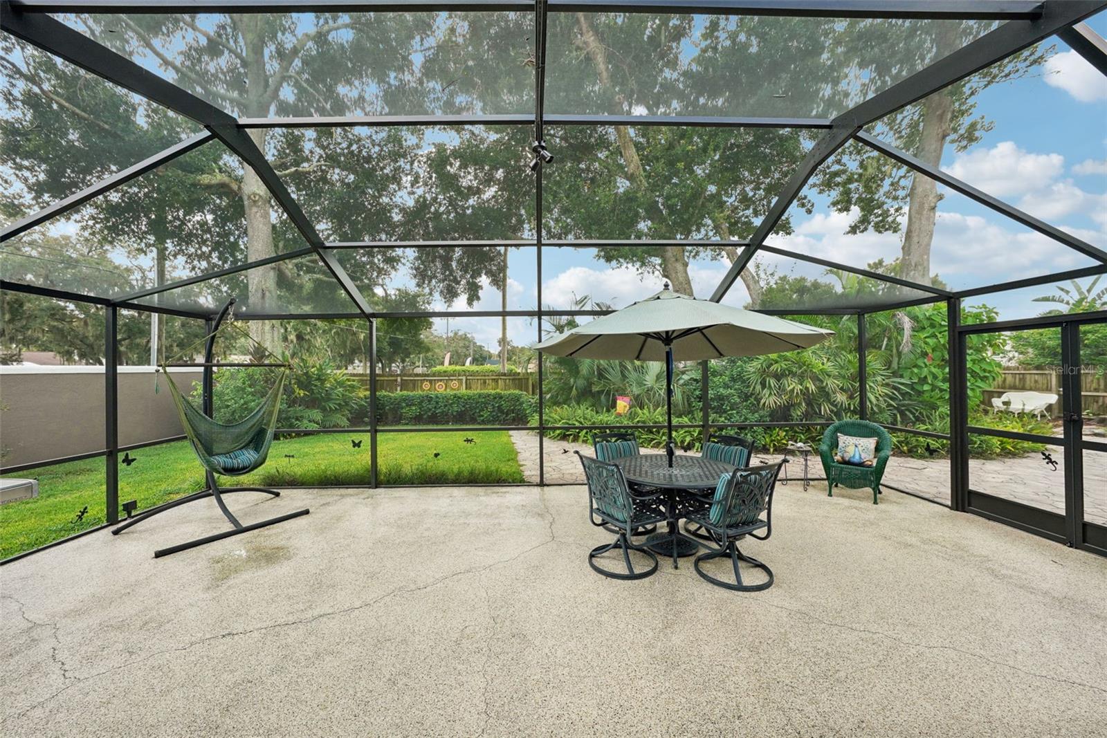 2835 LAUREL LEAF DR, VALRICO, FL, 33594