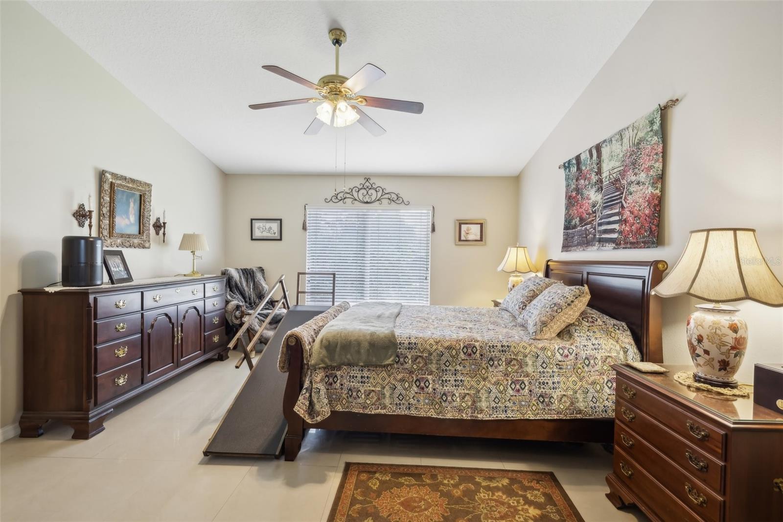 2835 LAUREL LEAF DR, VALRICO, FL, 33594