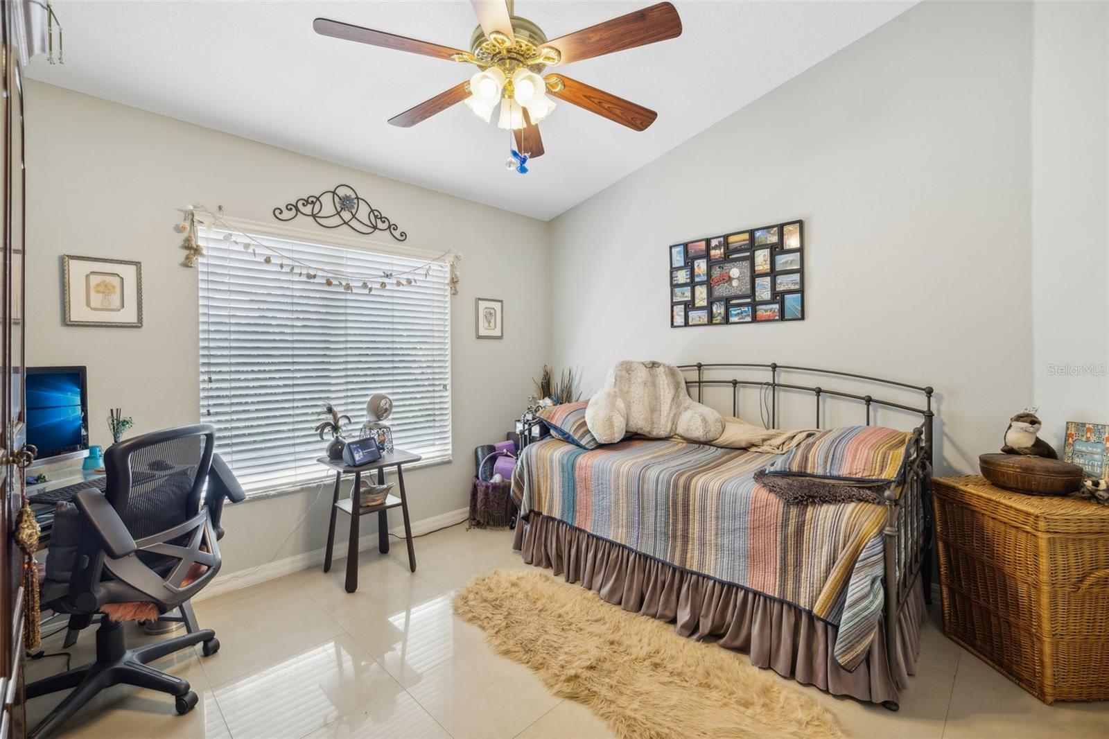 2835 LAUREL LEAF DR, VALRICO, FL, 33594