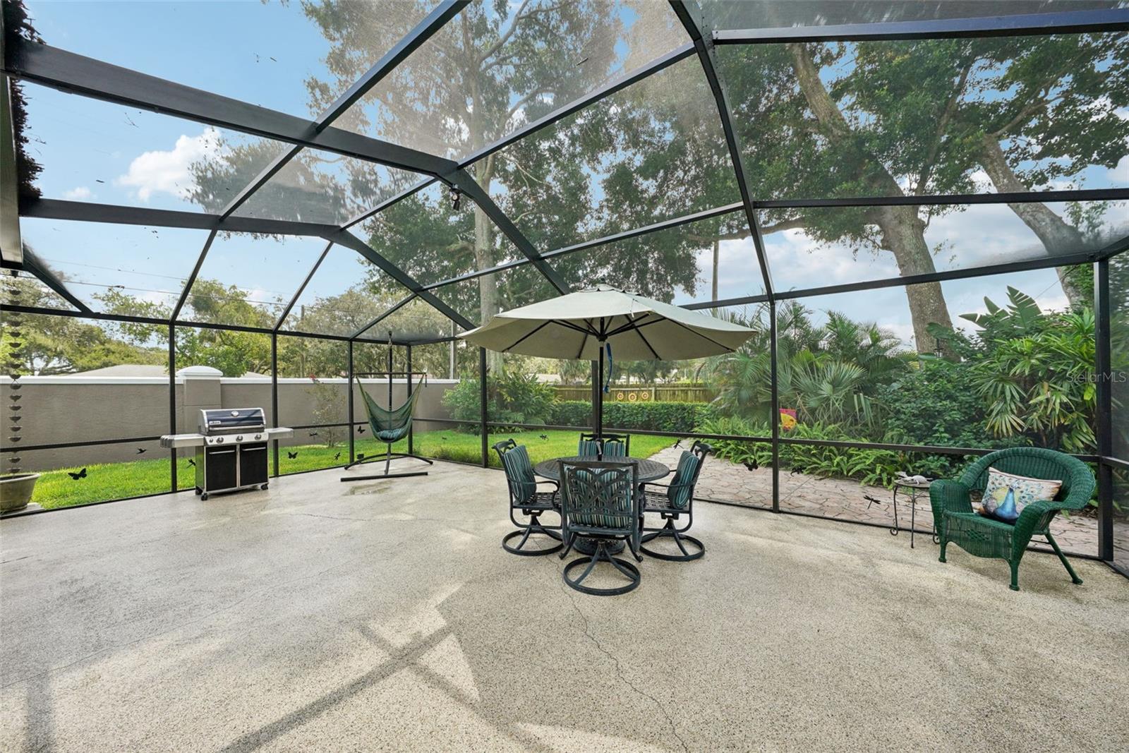 2835 LAUREL LEAF DR, VALRICO, FL, 33594