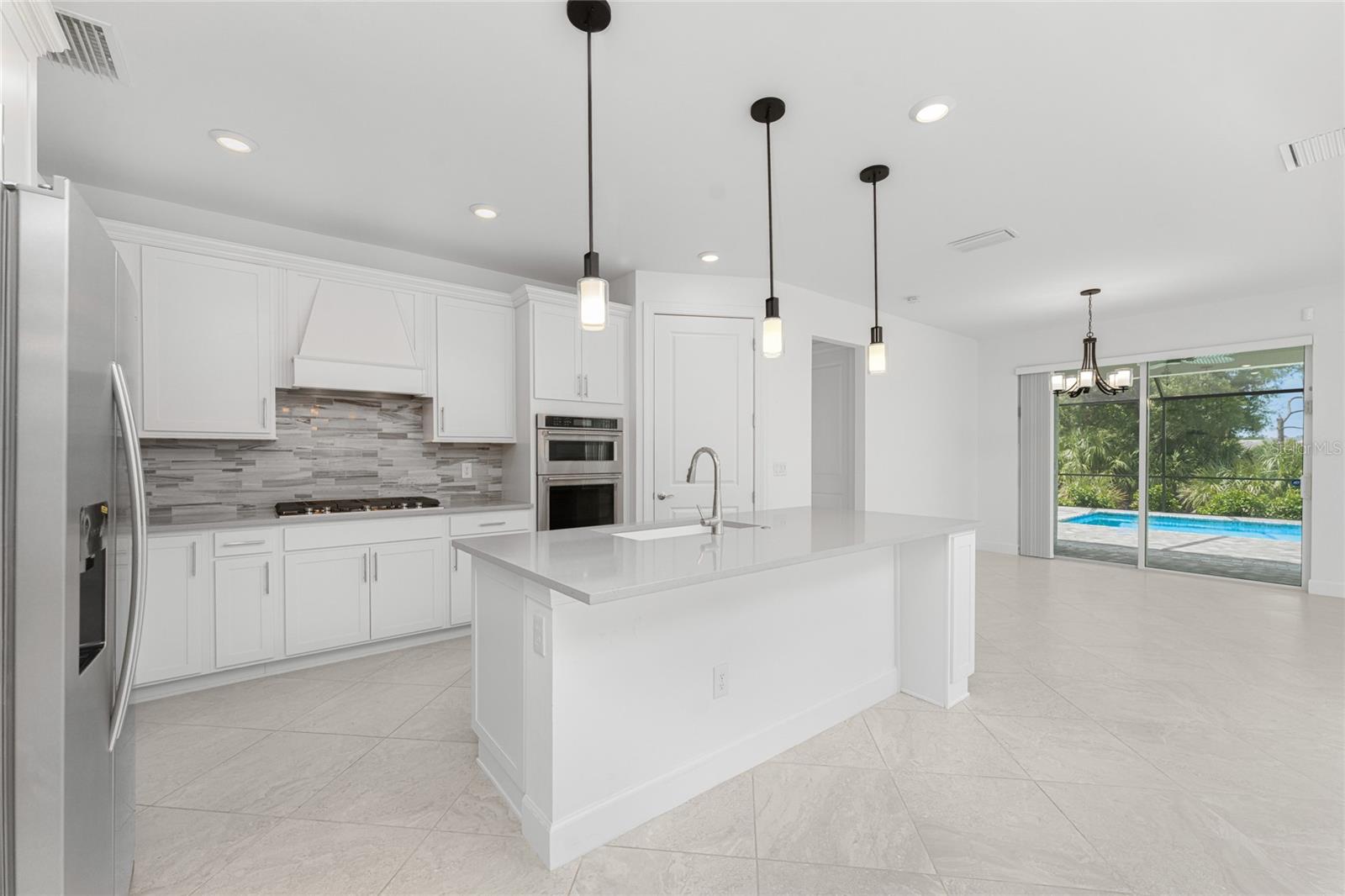 9982 BEACHWALK DR, ENGLEWOOD, FL, 34223
