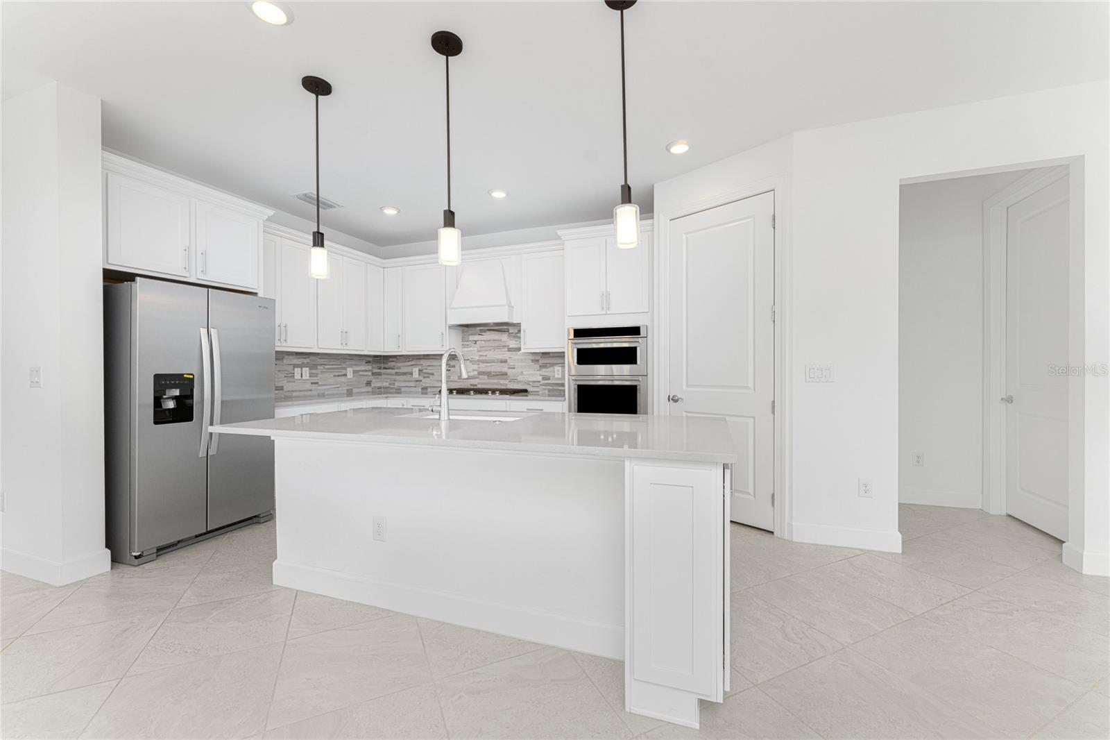 9982 BEACHWALK DR, ENGLEWOOD, FL, 34223