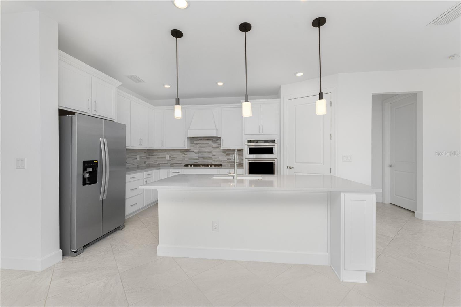 9982 BEACHWALK DR, ENGLEWOOD, FL, 34223