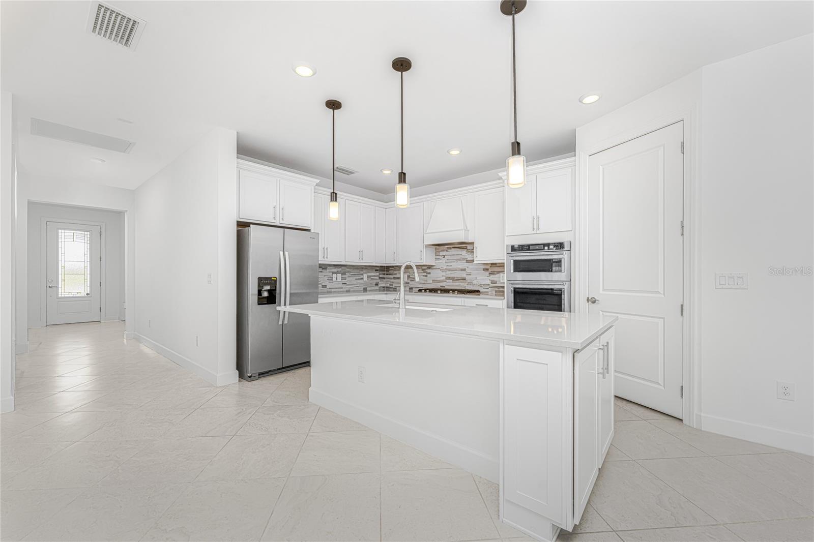 9982 BEACHWALK DR, ENGLEWOOD, FL, 34223