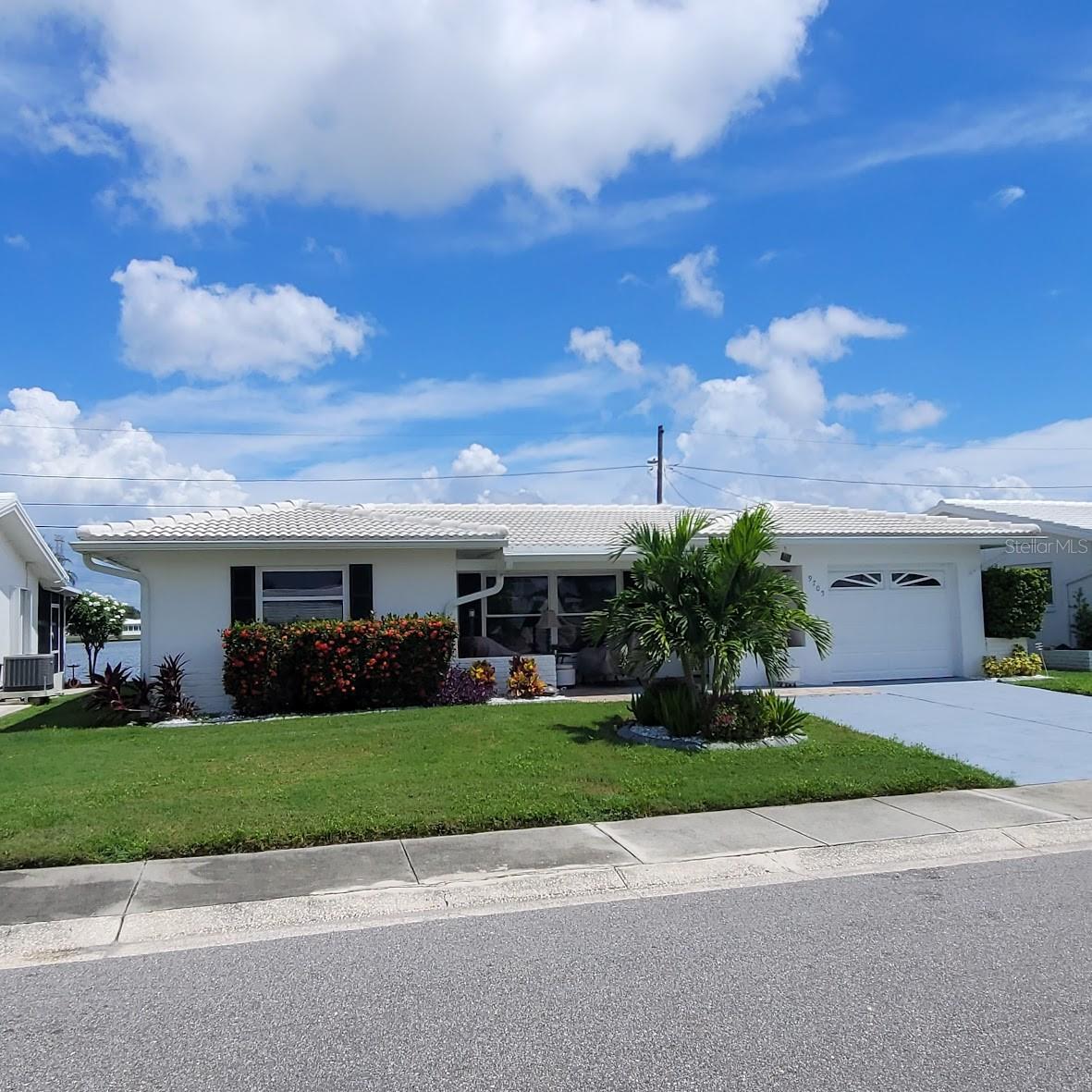 9705 MAINLANDS BLVD W #1, PINELLAS PARK, FL, 33782