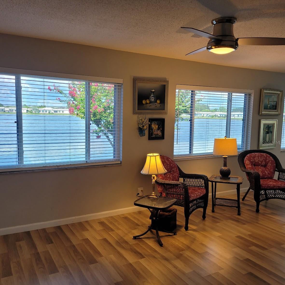 9705 MAINLANDS BLVD W #1, PINELLAS PARK, FL, 33782