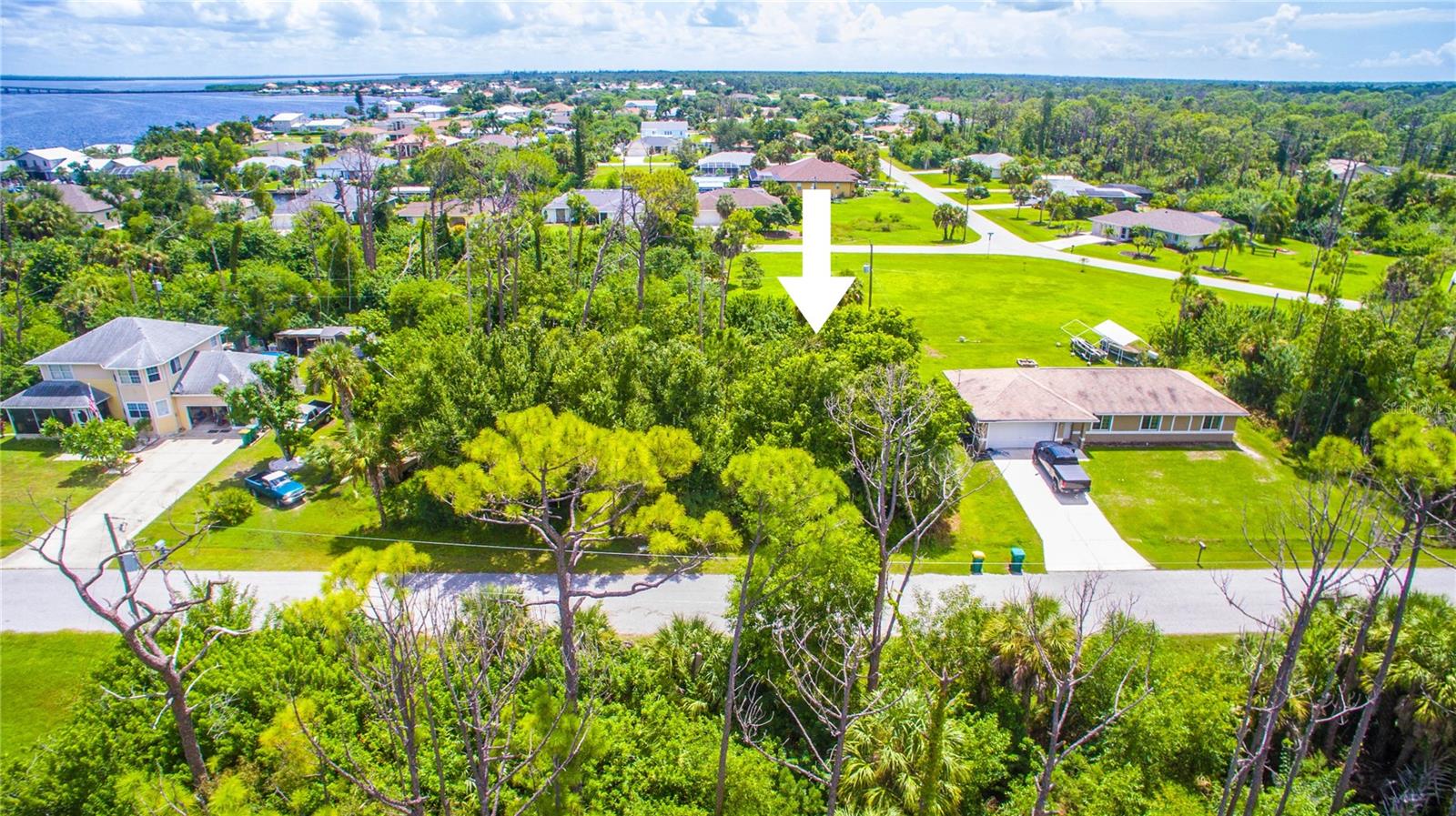 5042 FIFER TER, PORT CHARLOTTE, FL, 33981