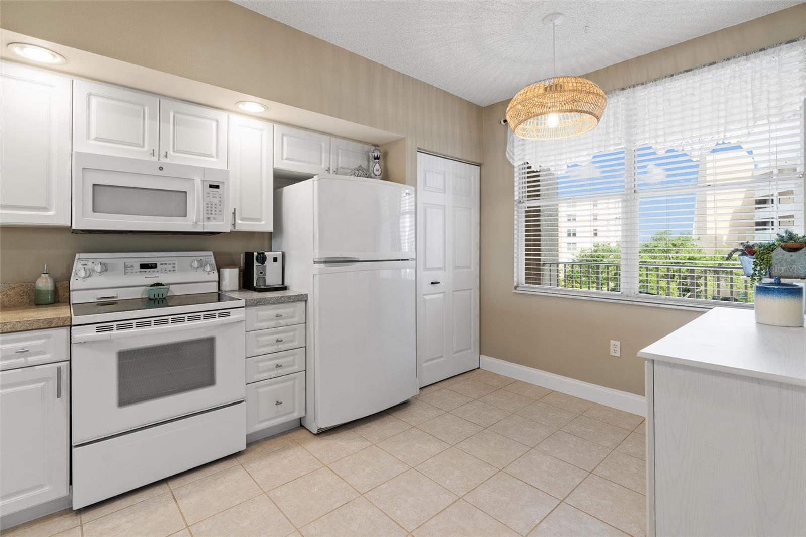 6551 SHORELINE DR #6202, ST PETERSBURG, FL, 33708