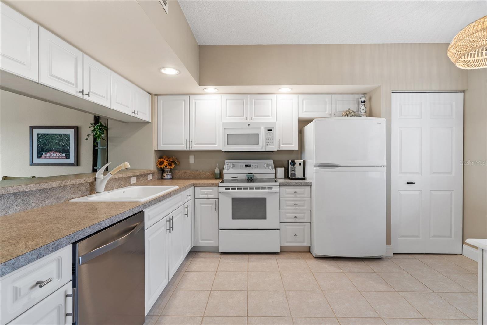 6551 SHORELINE DR #6202, ST PETERSBURG, FL, 33708
