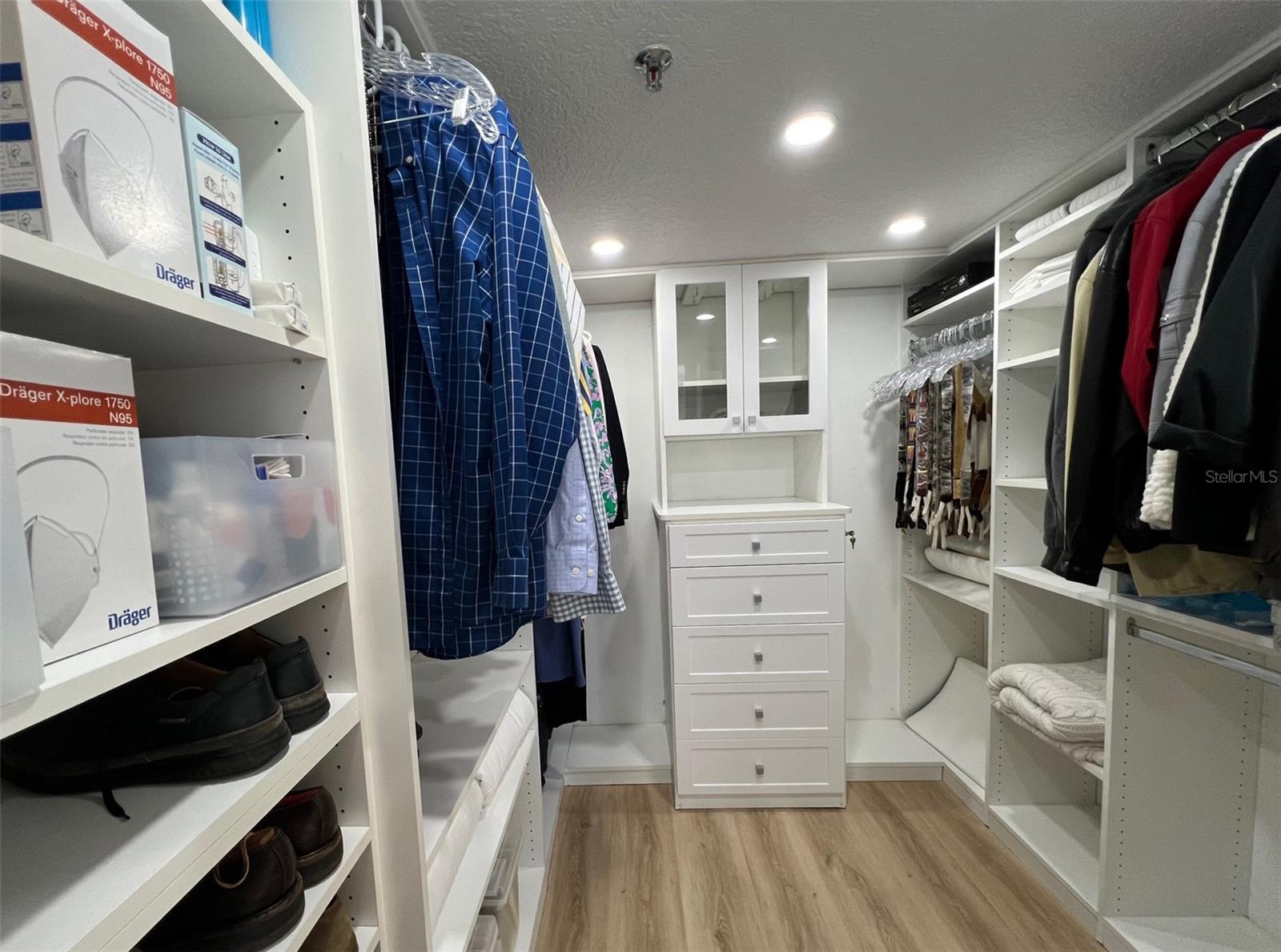 530 E CENTRAL BLVD #401, ORLANDO, FL, 32801