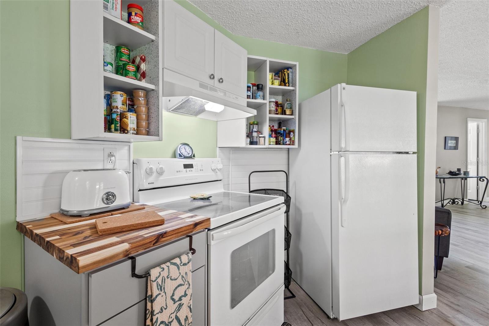 3528 CASTLE DR, ZEPHYRHILLS, FL, 33540