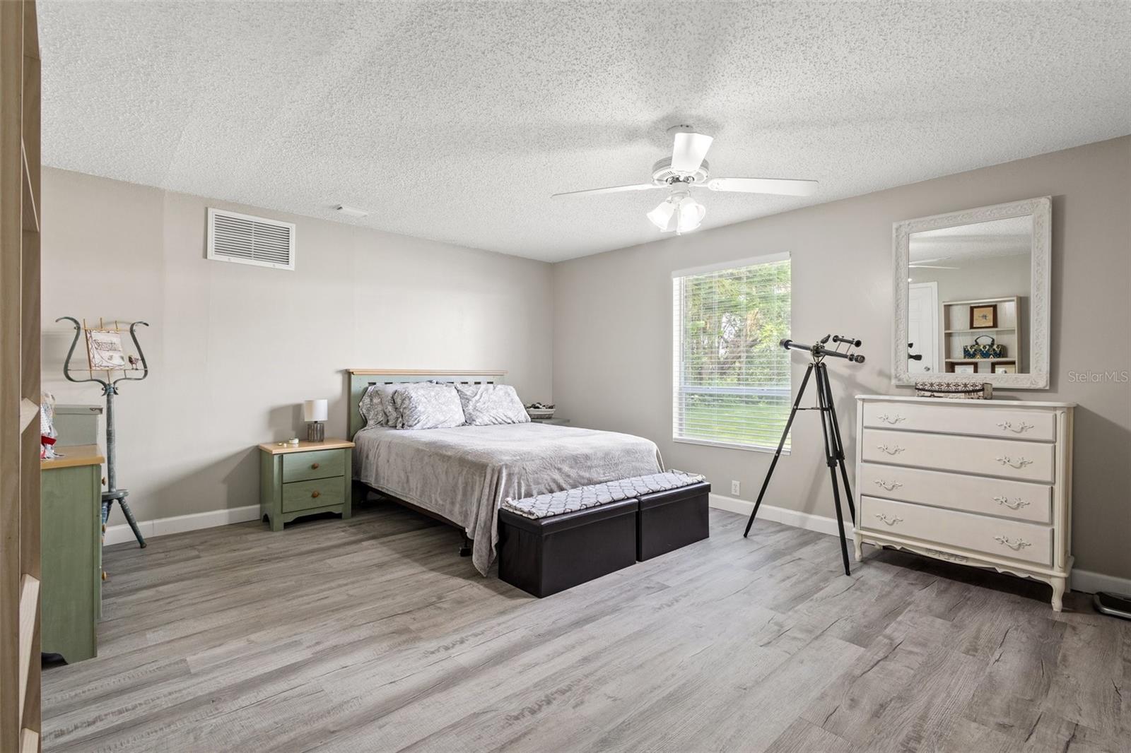 3528 CASTLE DR, ZEPHYRHILLS, FL, 33540