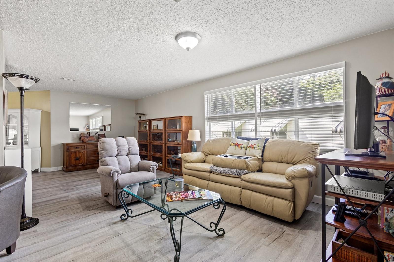 3528 CASTLE DR, ZEPHYRHILLS, FL, 33540