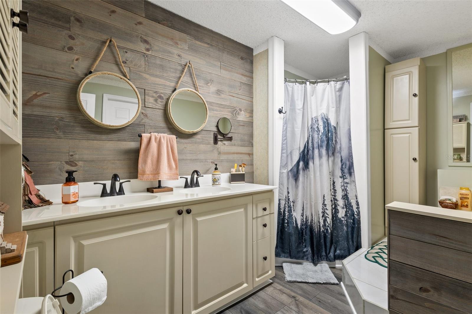 3528 CASTLE DR, ZEPHYRHILLS, FL, 33540