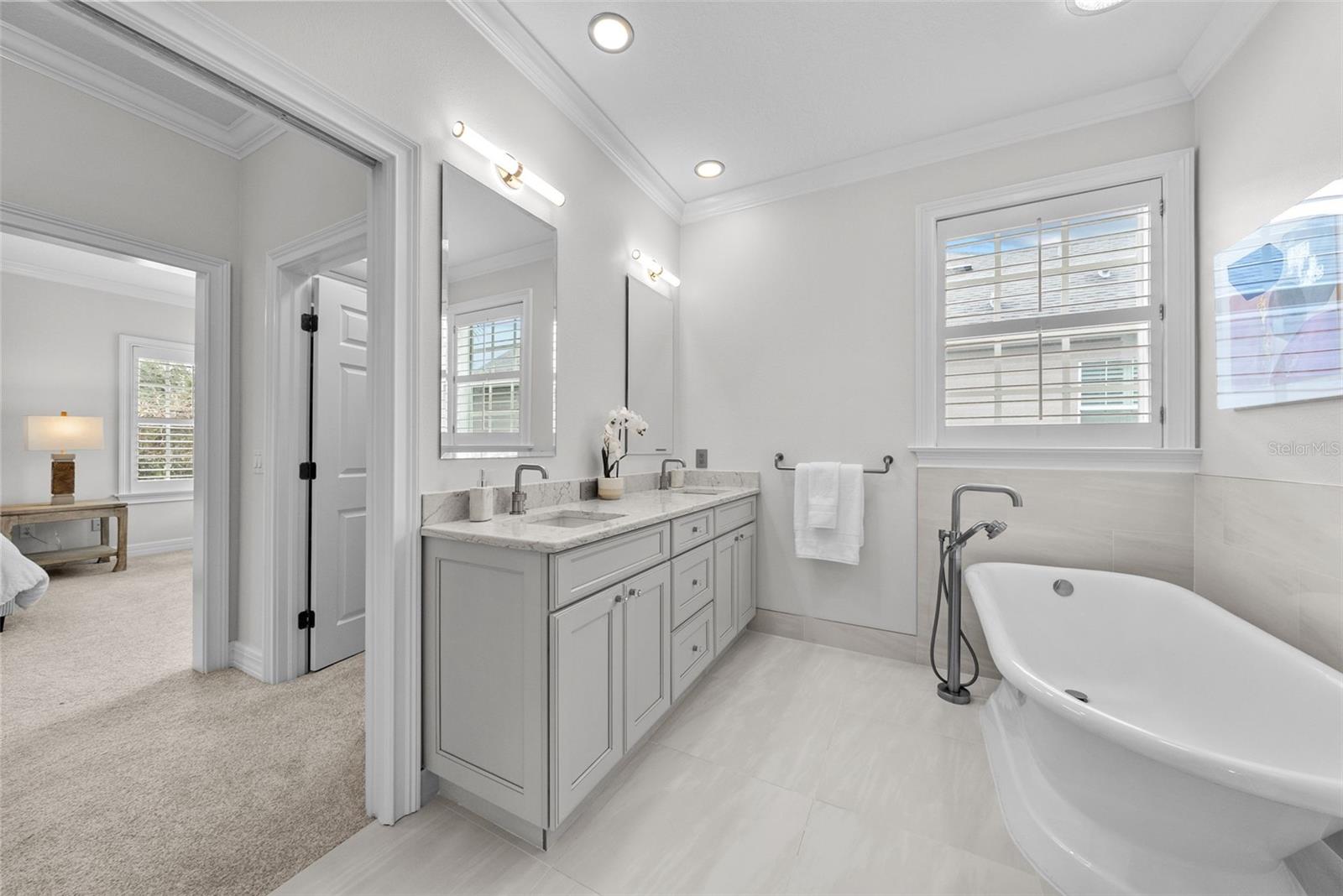 4206 W JETTON AVE, TAMPA, FL, 33629