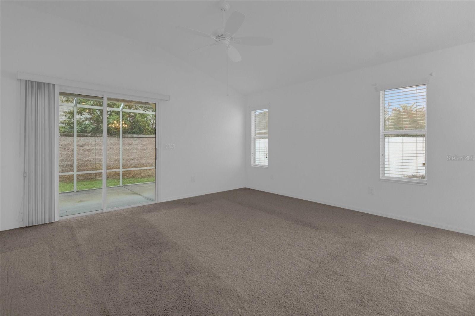 585 BURNSIDE PL, THE VILLAGES, FL, 32163