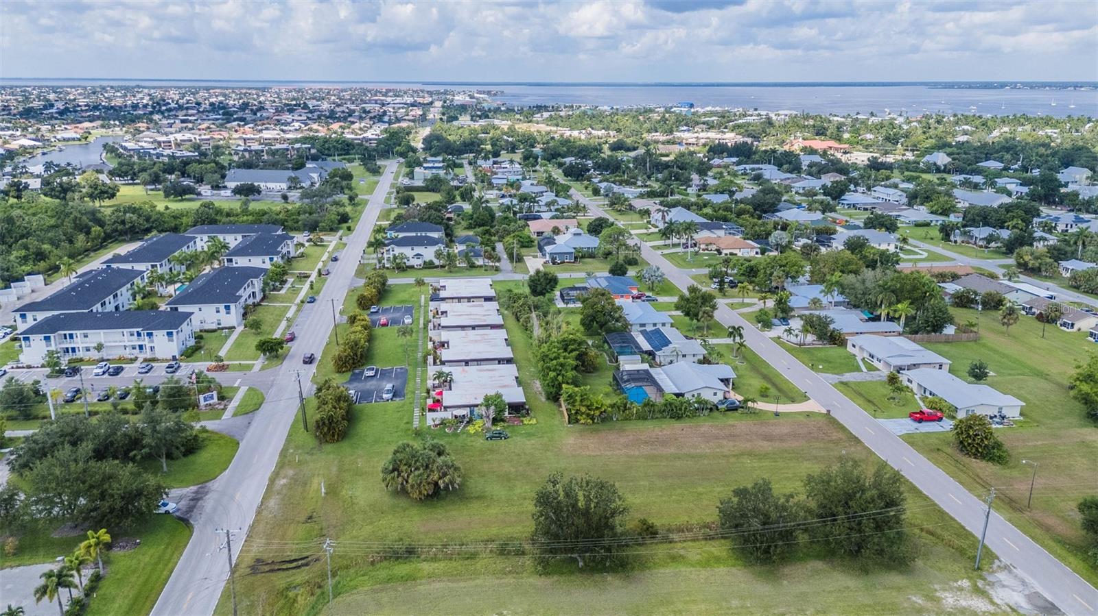 200 W HENRY ST, PUNTA GORDA, FL, 33950