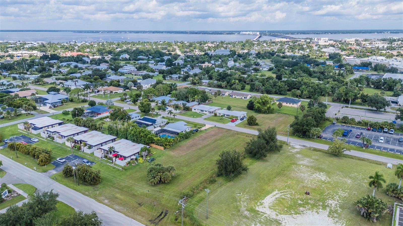 200 W HENRY ST, PUNTA GORDA, FL, 33950