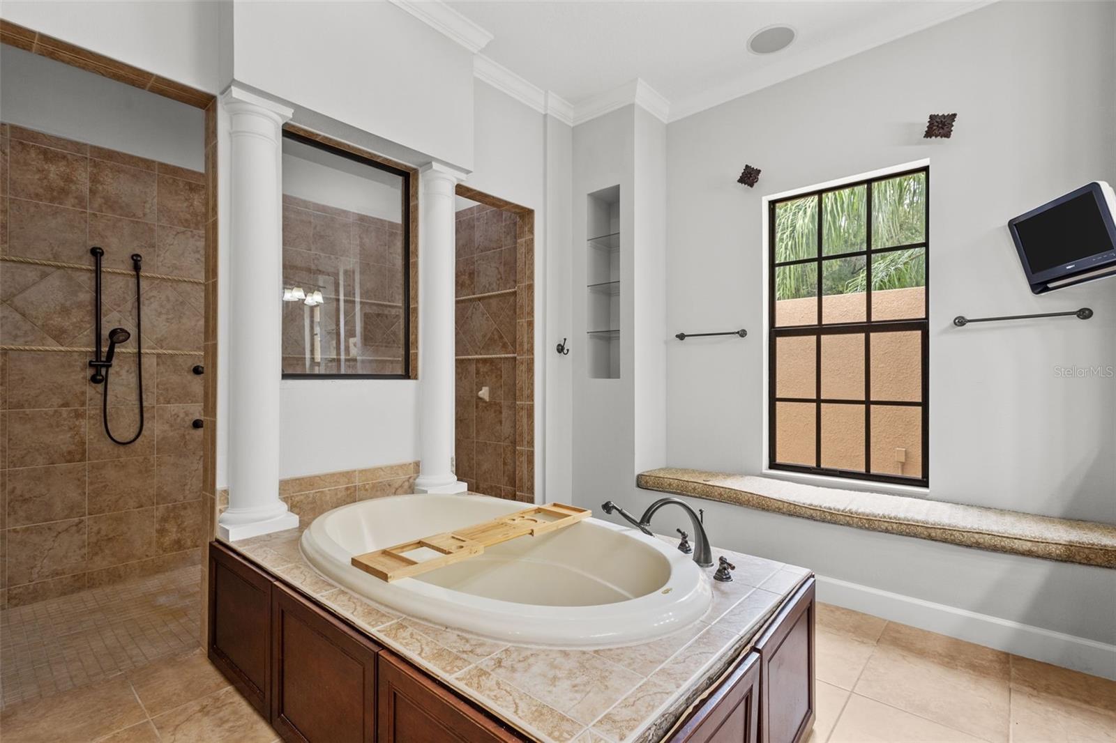 24155 HIDEOUT TRL, LAND O LAKES, FL, 34639