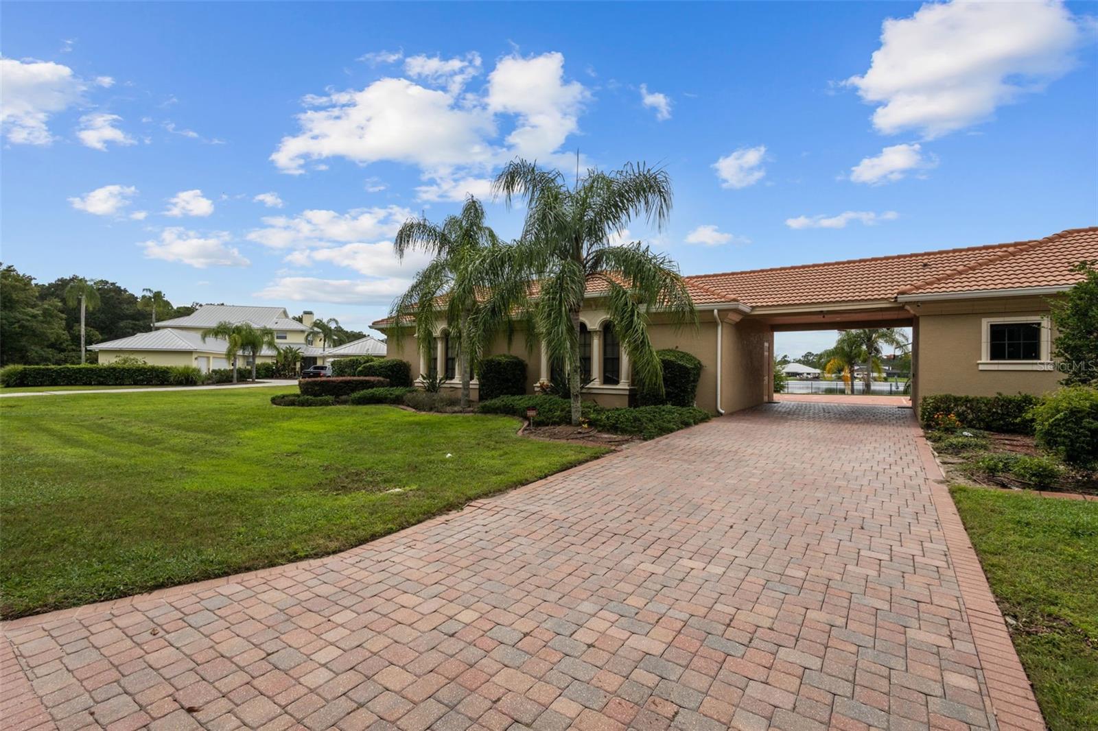 24155 HIDEOUT TRL, LAND O LAKES, FL, 34639
