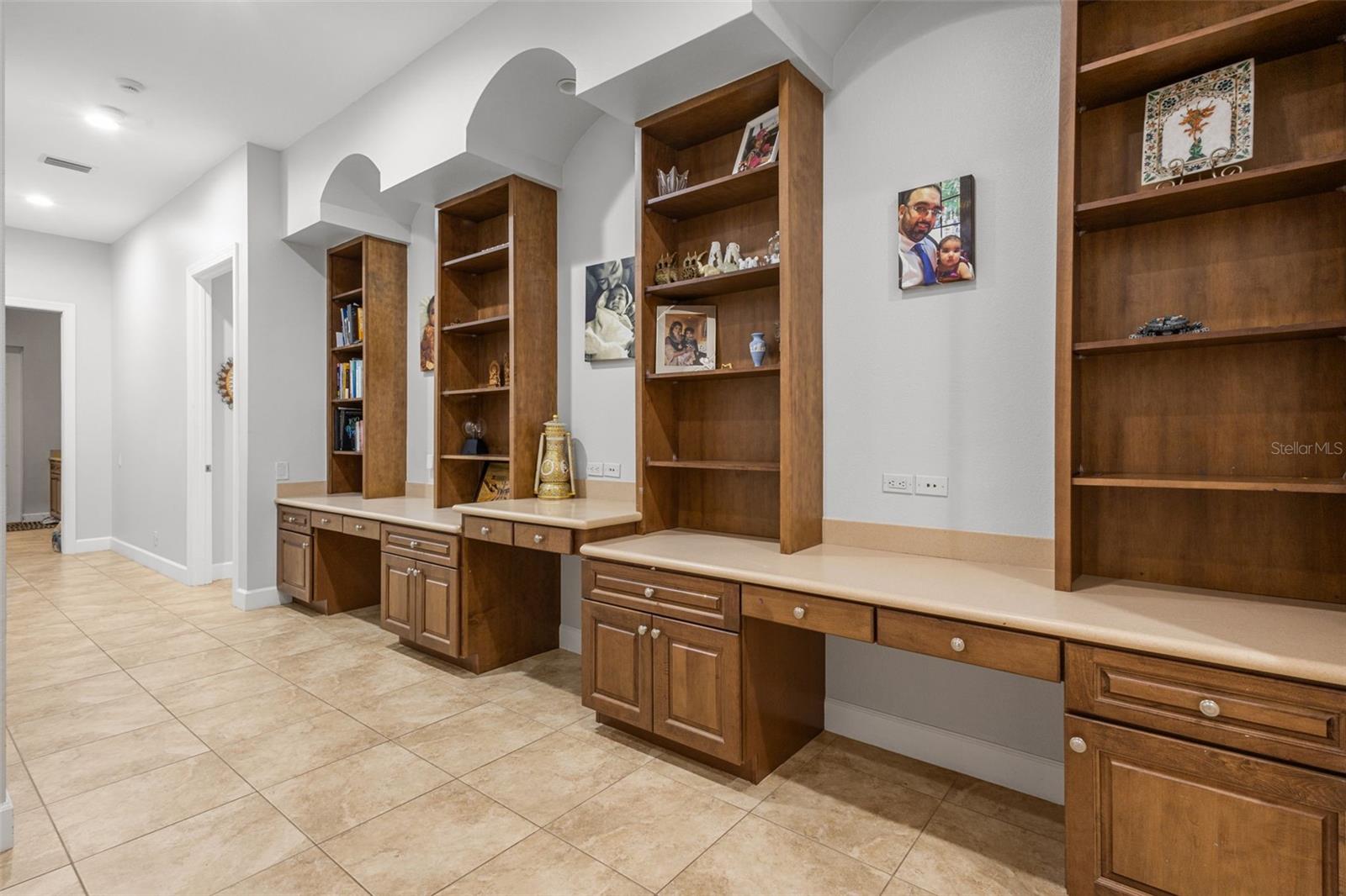 24155 HIDEOUT TRL, LAND O LAKES, FL, 34639